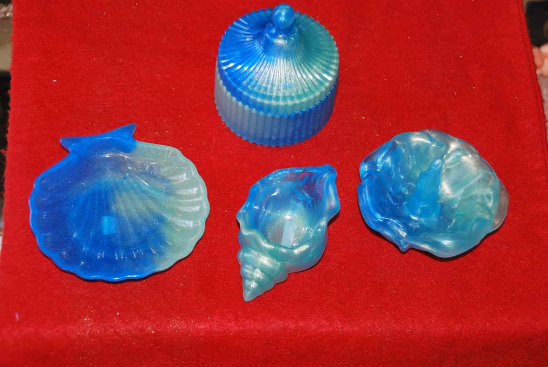 Coquillage 8,00 / Porte bague 8,00 / Coquille 7,00 / Boîte 10,00