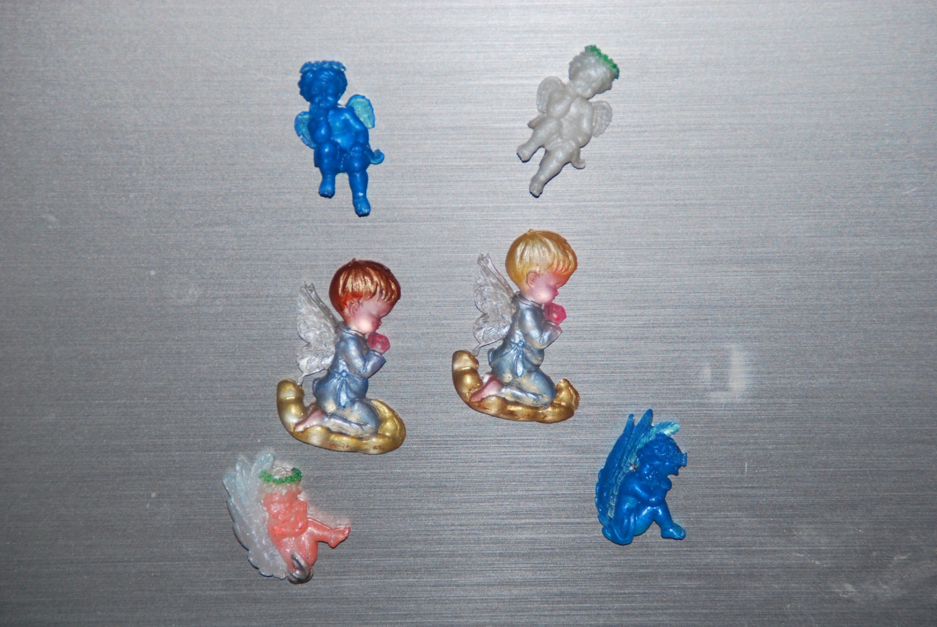 Petit ange 2,50 pièce / Moyen ange 3,50 pièce